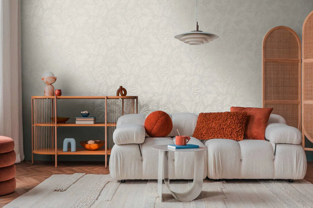 Baltas tapetes ar smalkām krēmkrāsas palmu lapām, 3011051