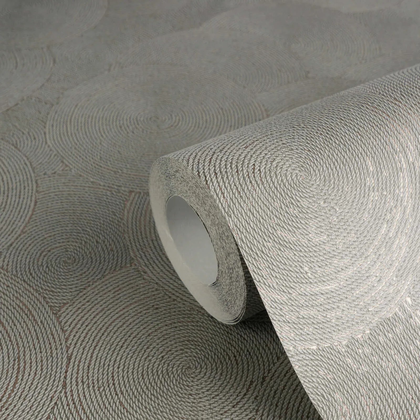 Pelēki brūnas abstraktas tapetes ar metāliskiem akcentiem | 3010623