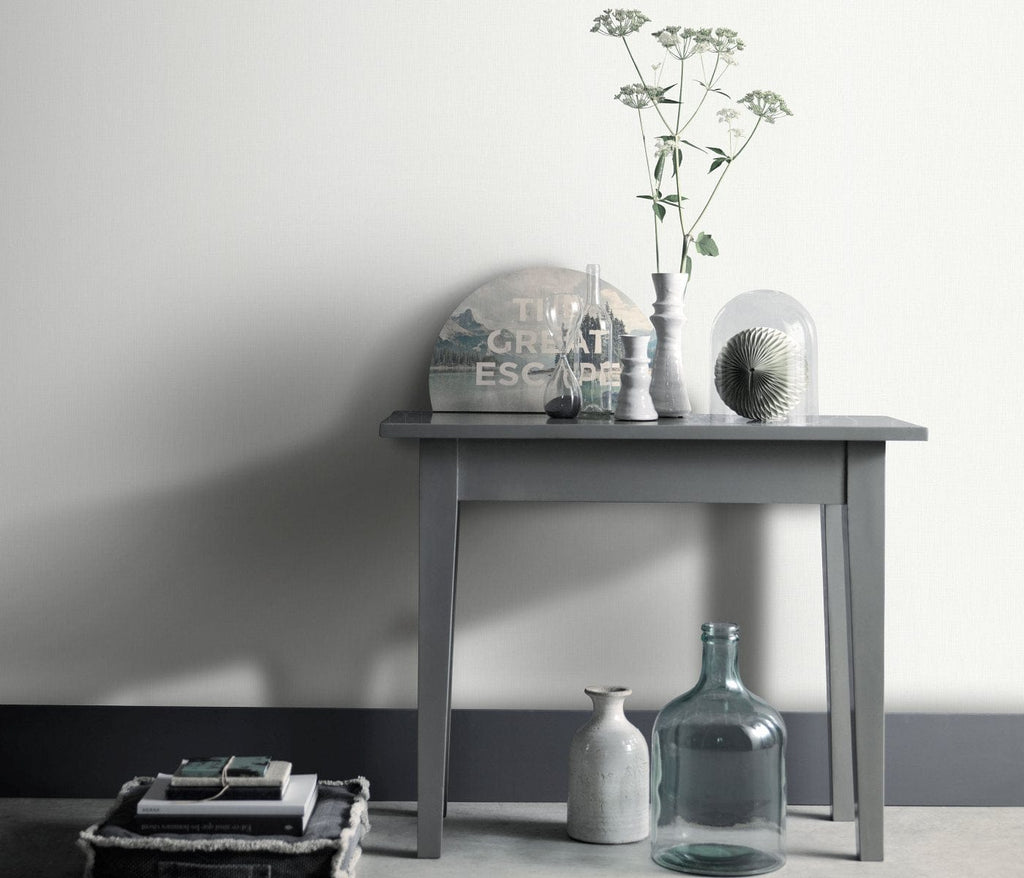 Baltas, gludas tapetes ar zīdainu spīduma efektu, elegantai un gaišai atmosfērai, 3752441, skats interjerā 2