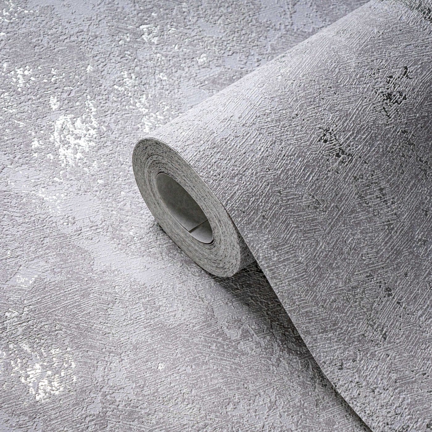 Flizelīna tapetes pelēkā tonī ar sudrabainu mirdzumu stilīgam interjeram