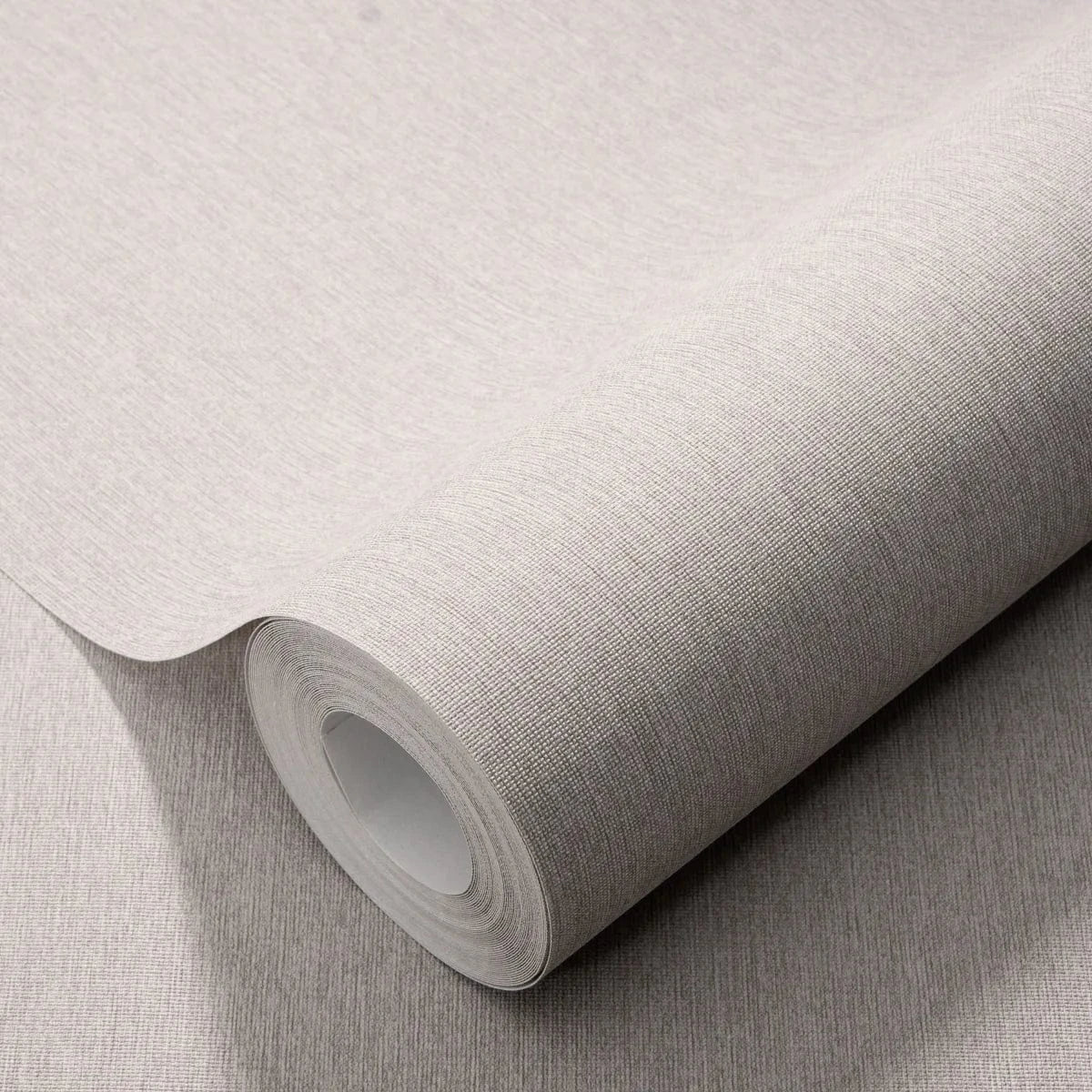 Flizelīna tapetes ar tekstila faktūru pelēkā krāsu gammā – 3755751, 🚀
