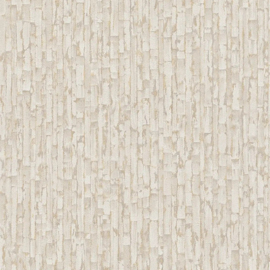 Maigas krēmkrāsas tapetes ar stilīgu zeltainu tekstūru - vizualizācija interjerā