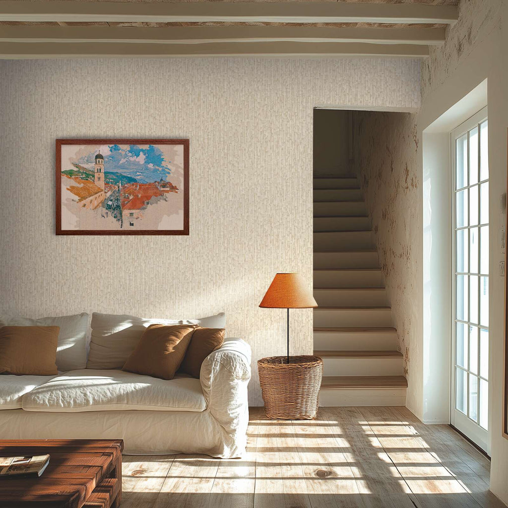 Maigas krēmkrāsas tapetes ar stilīgu zeltainu tekstūru - viesistabas interjerā