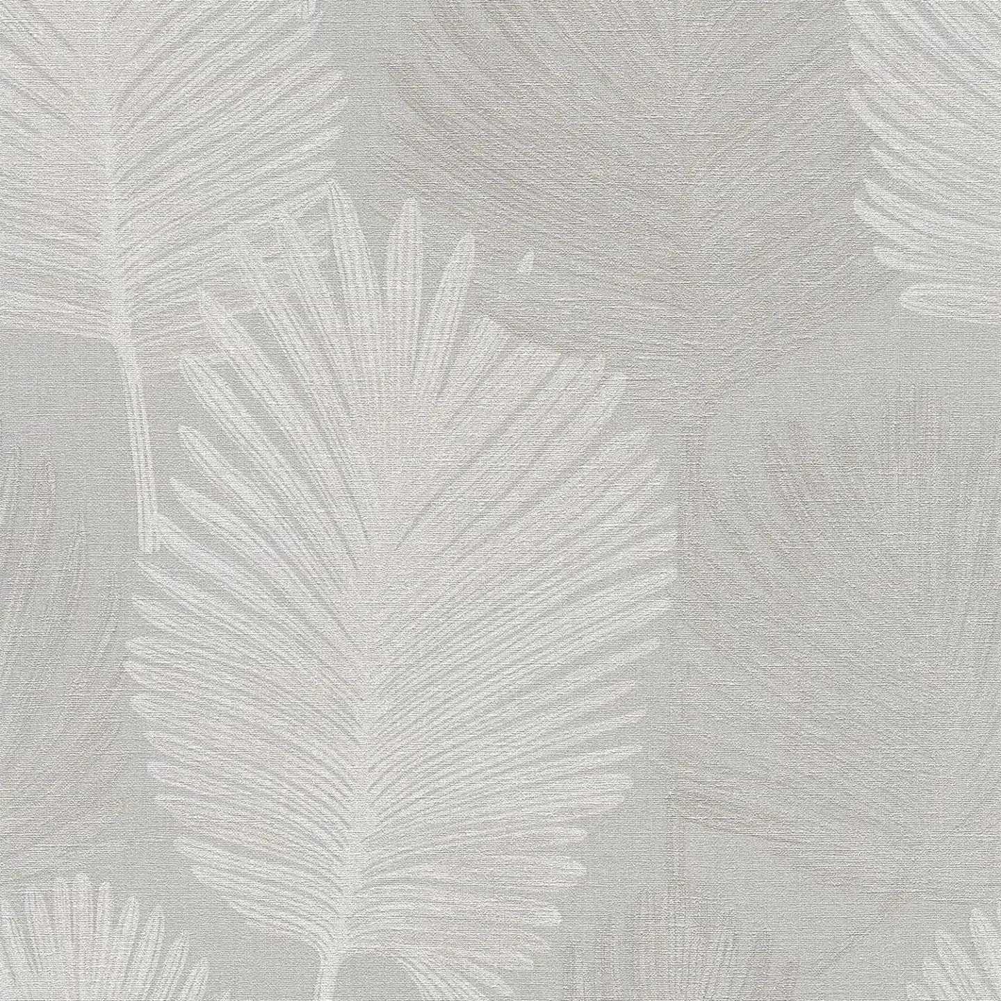 Gaiši pelēkas tapetes ar maigu lapu dizainu un smalku faktūru - vizualizācija interjerā