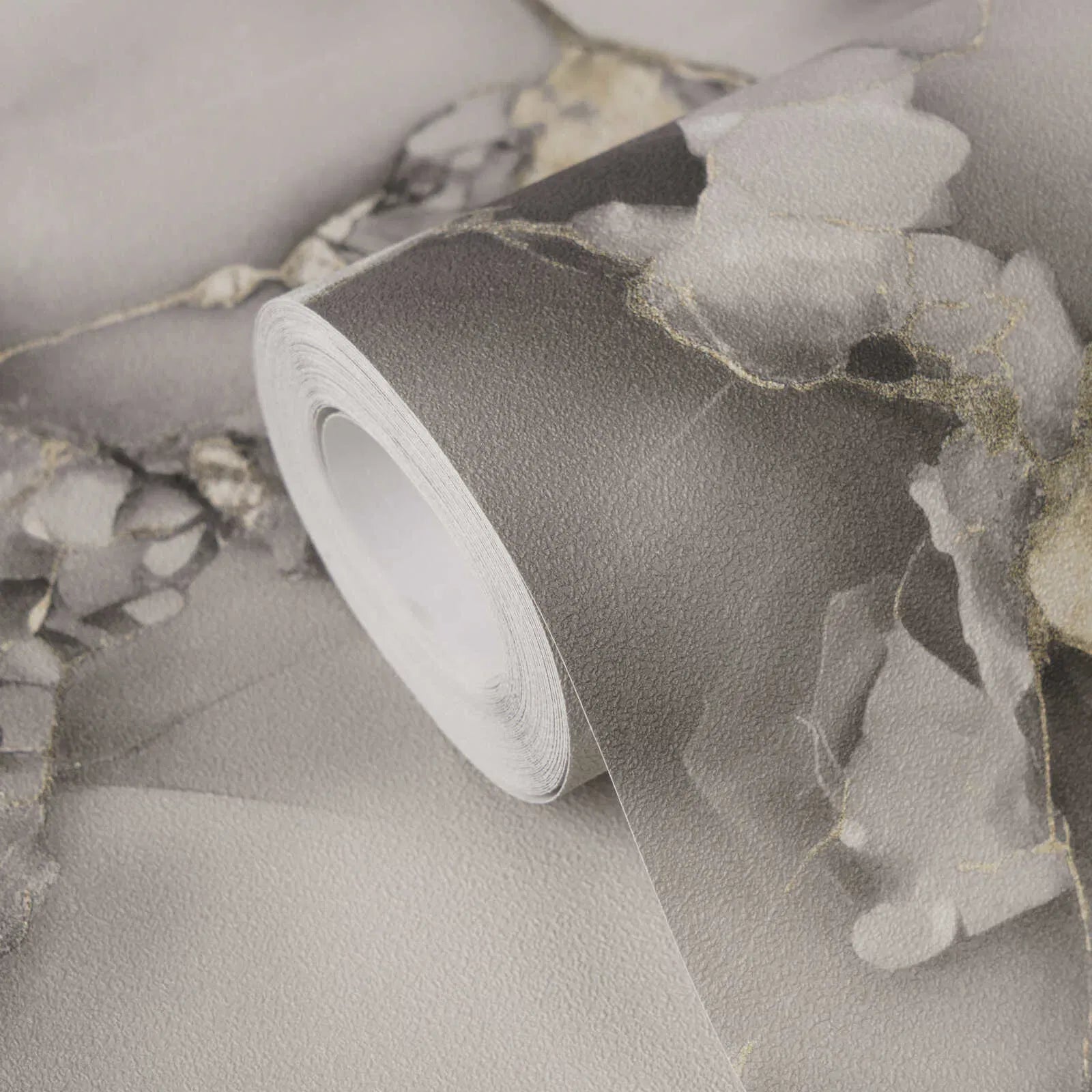 Marmora izskata tapetes ar elegantu spīdīgu faktūru | 3010407