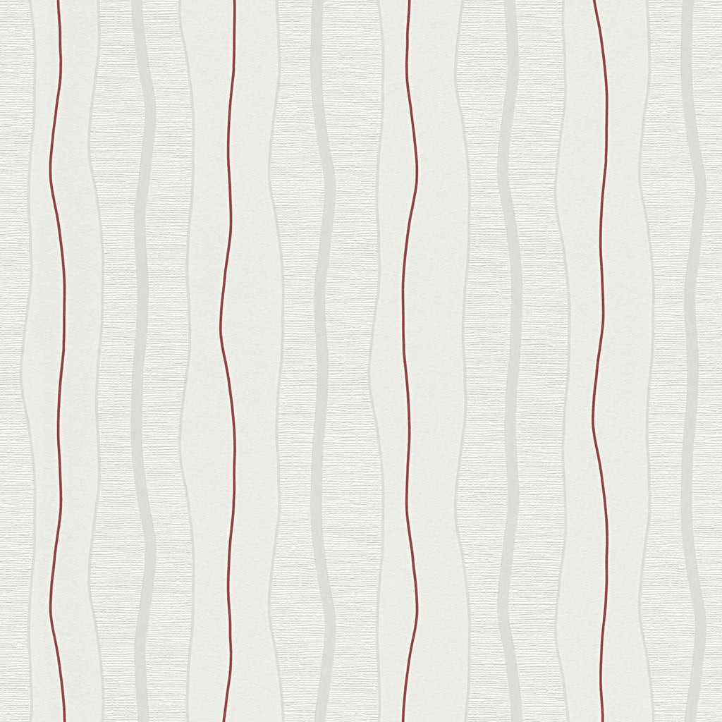 Svītrainas tapetes ar sarkaniem akcentiem krēmkrāsas interjeram un dinamiskam stilam