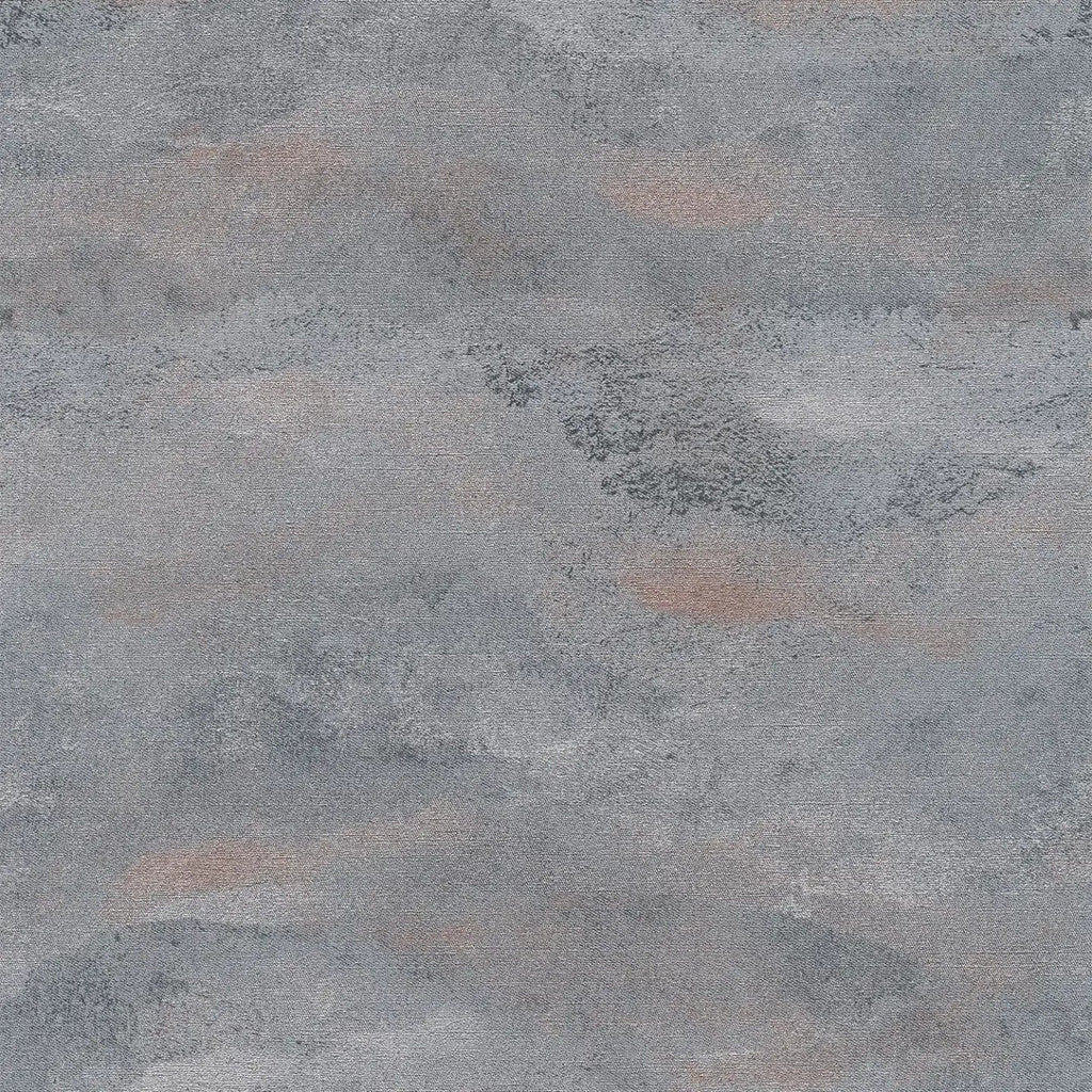 Pelēkas tapetes ar smalku viļņu struktūru un vieglu spīdumu - viesistabas interjerā