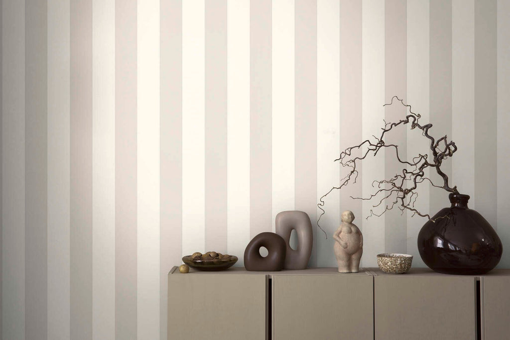 Modernas svītrainas tapetes ar vizuālu dziļumu dinamiskam interjeram