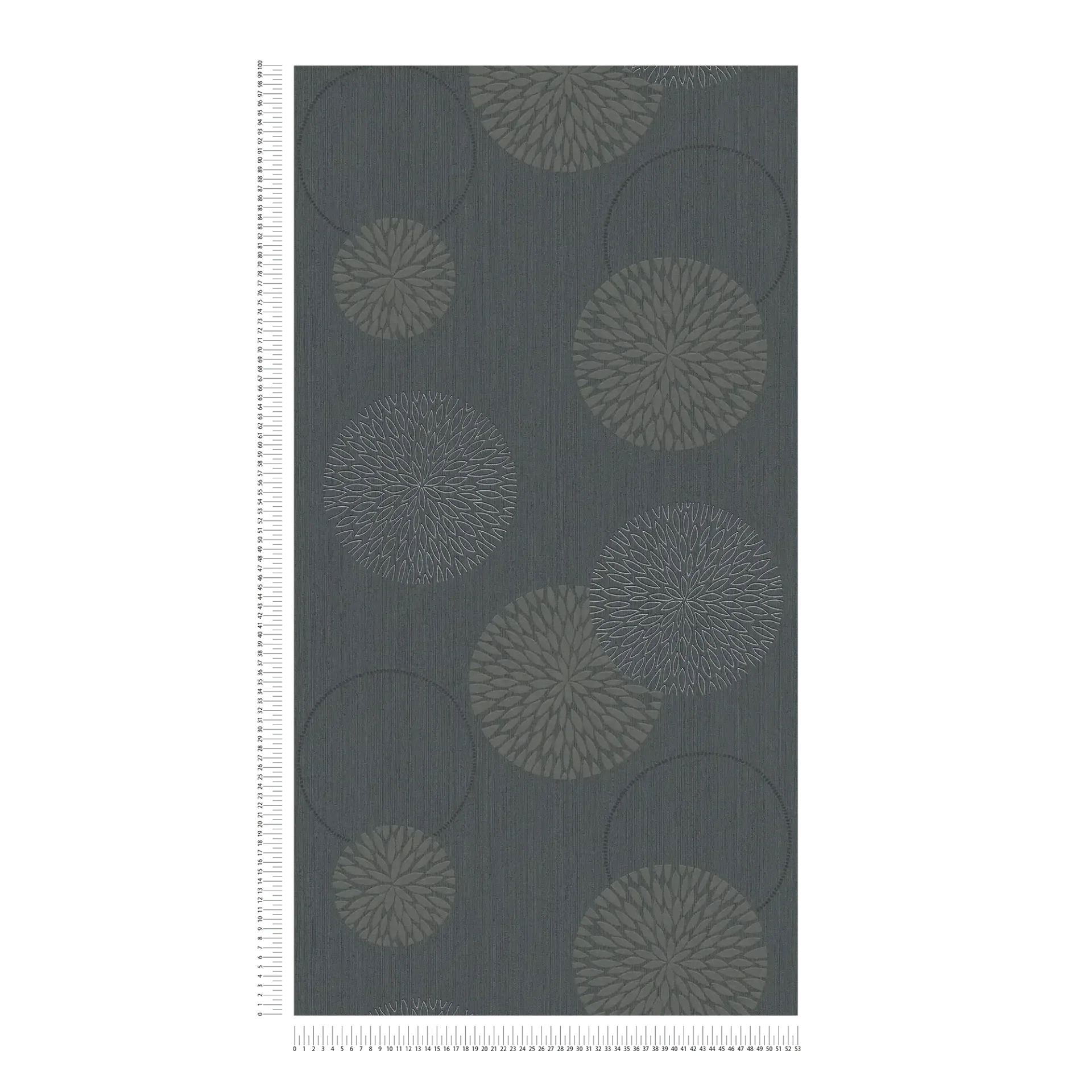 Melnas ziedu tapetes ar izteiksmīgu rakstu greznam un akcentētam interjeram