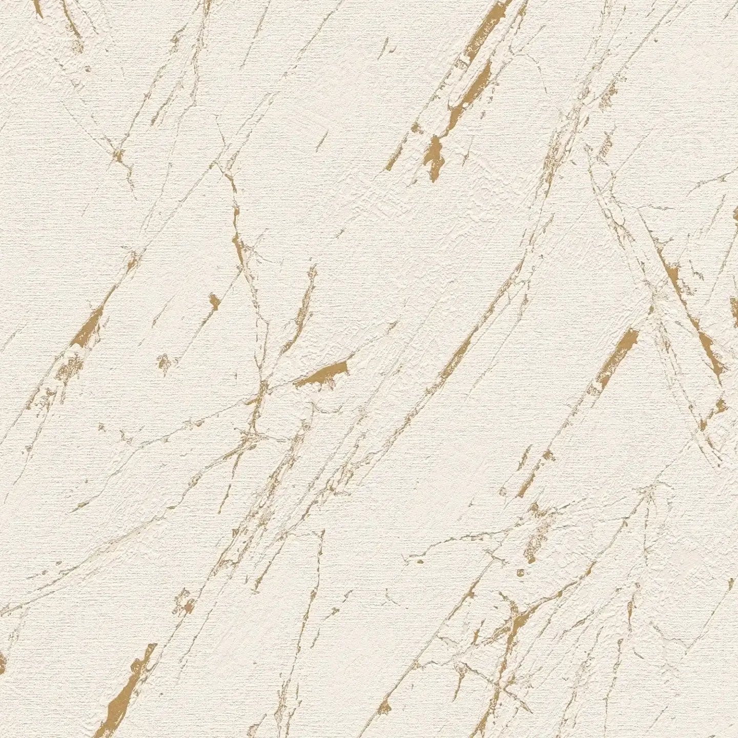 Bēšas tapetes ar zelta efektu modernai klasikas un dizaina kombinācijai