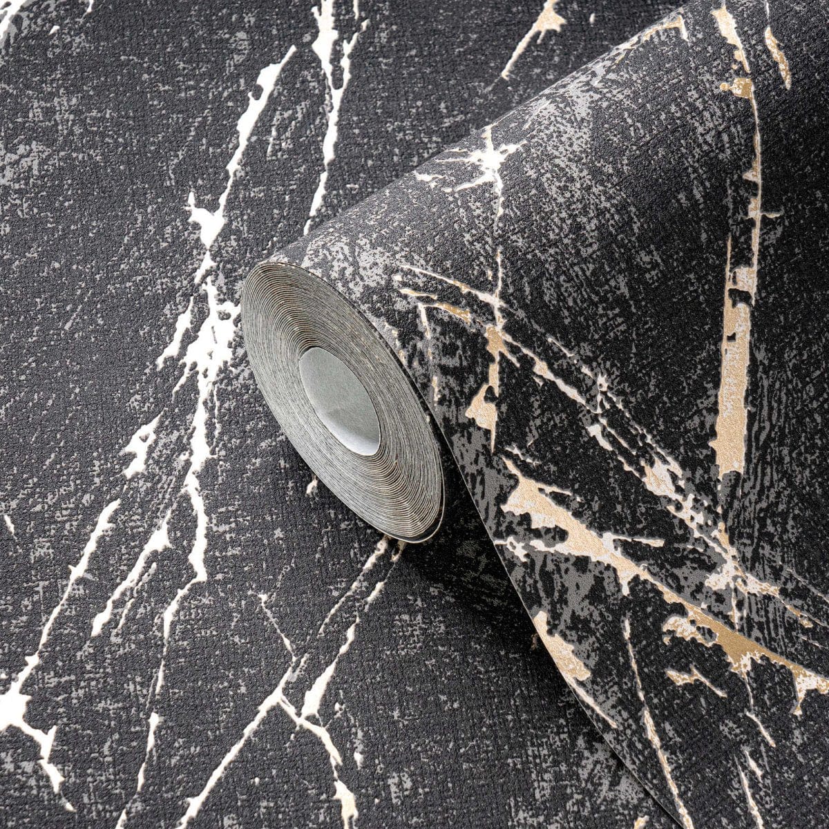 Melnas tapetes ar zelta efektu greznam un luksusa sienas dizainam