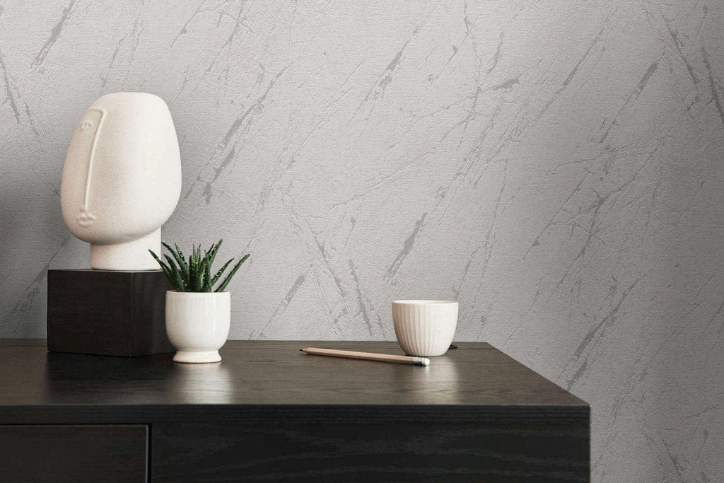 Pelēkas tapetes ar sudraba spīdumu modernam un elegantam interjeram