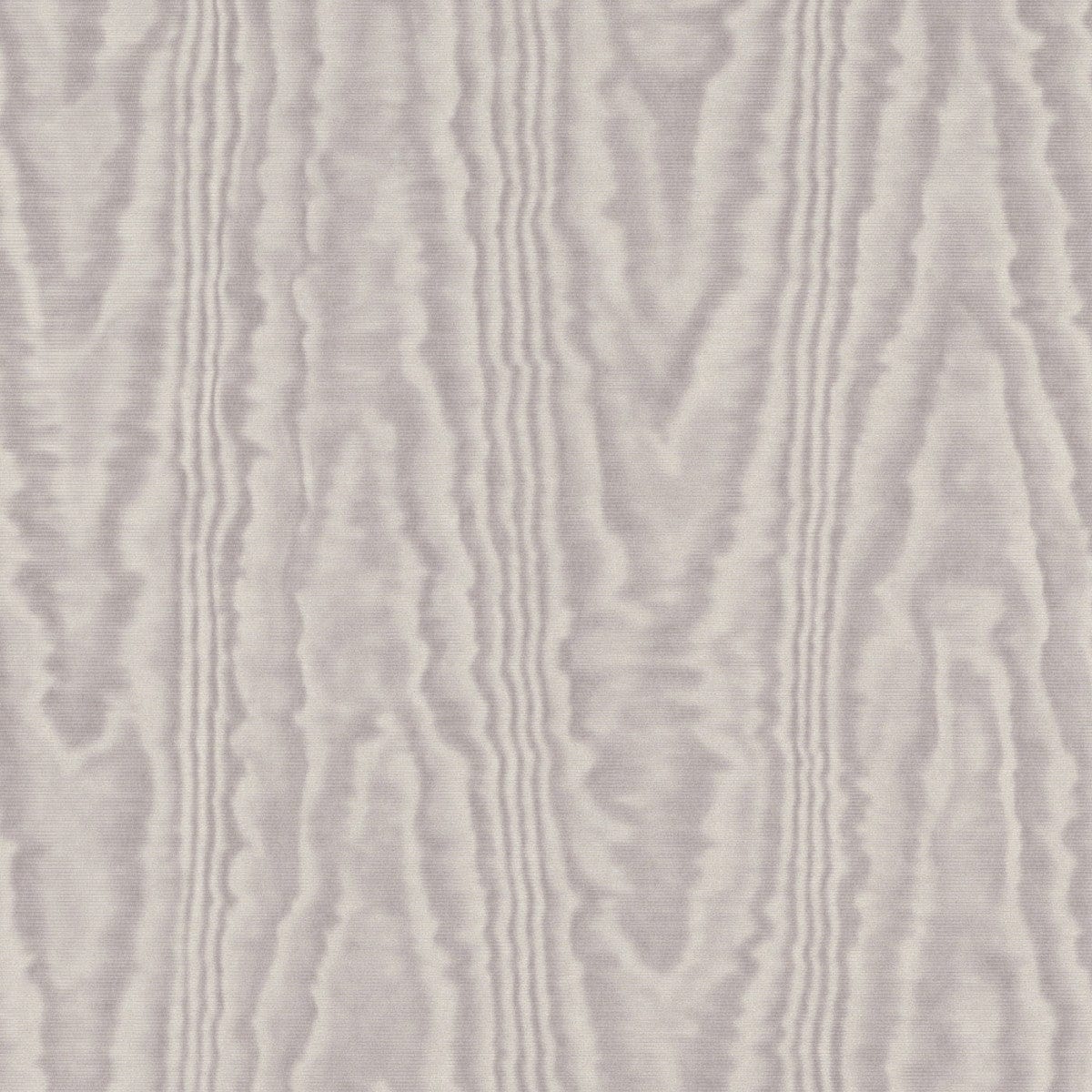 Tapetes gaiši pelēkos un taupe toņos ar teksturētu moirē efektu, 3732021, guļamistabai - interjers 1
