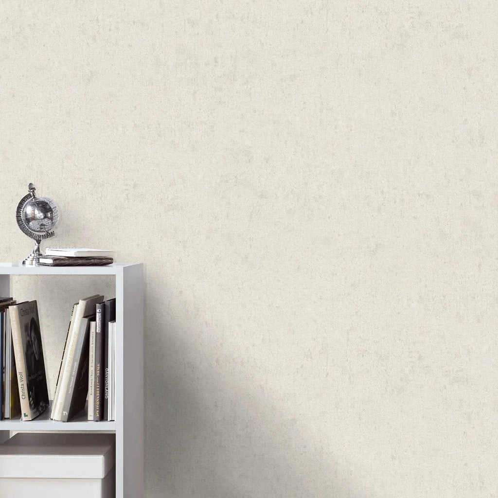 Krēmkrāsas tapetes ar apmetuma efektu – siltuma un stila sajūta interjerā Erismann  