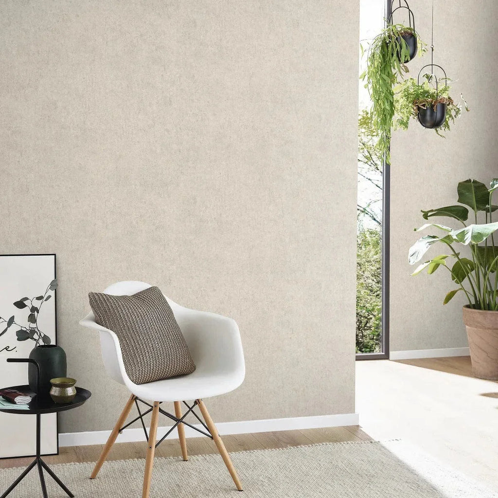 Taupe toņu tapetes ar apmetuma dizainu sienām – Erismann stila ieteikums  