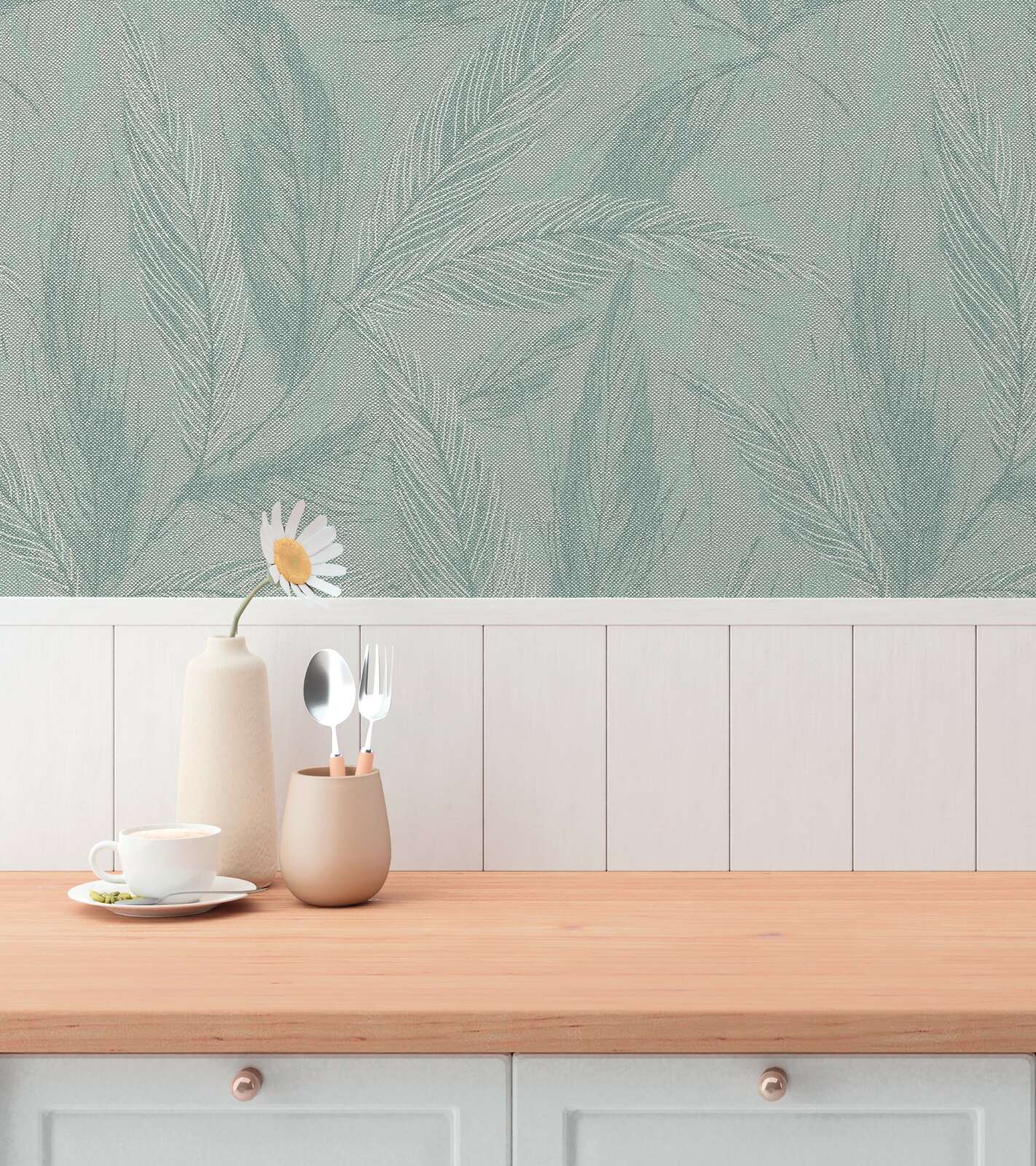 Zaļas tapetes ar filigrānām spalvām dabas iedvesmotā viesistabas interjerā. SKU: 3010665, AS Creation.