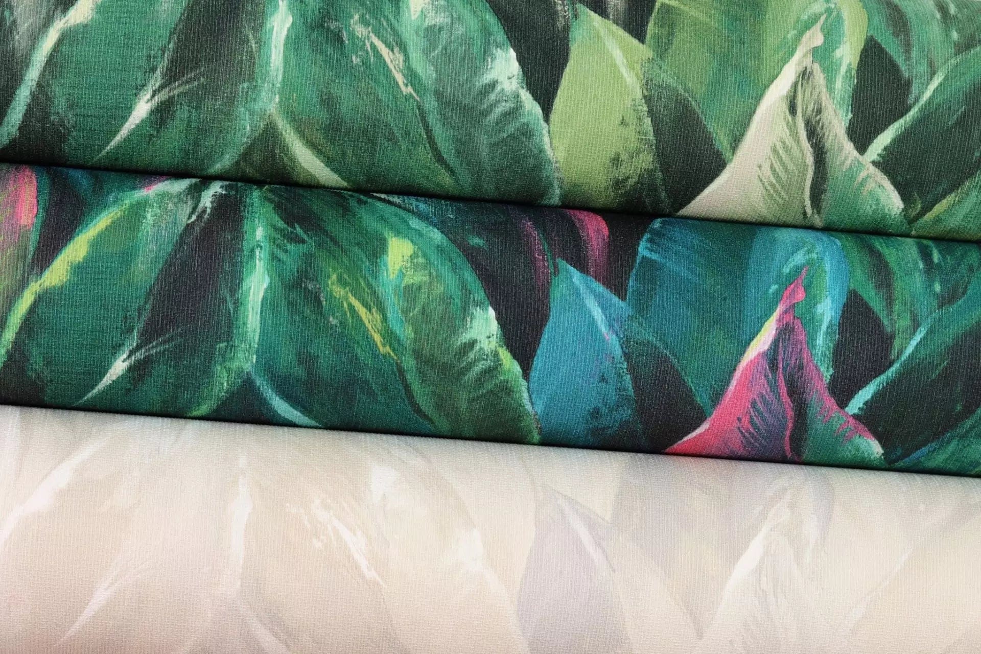 Tapetes ar lapu rakstu uz teksturētas virsmas, tumši zaļā krāsā, RASCH, 537345, Curiosity