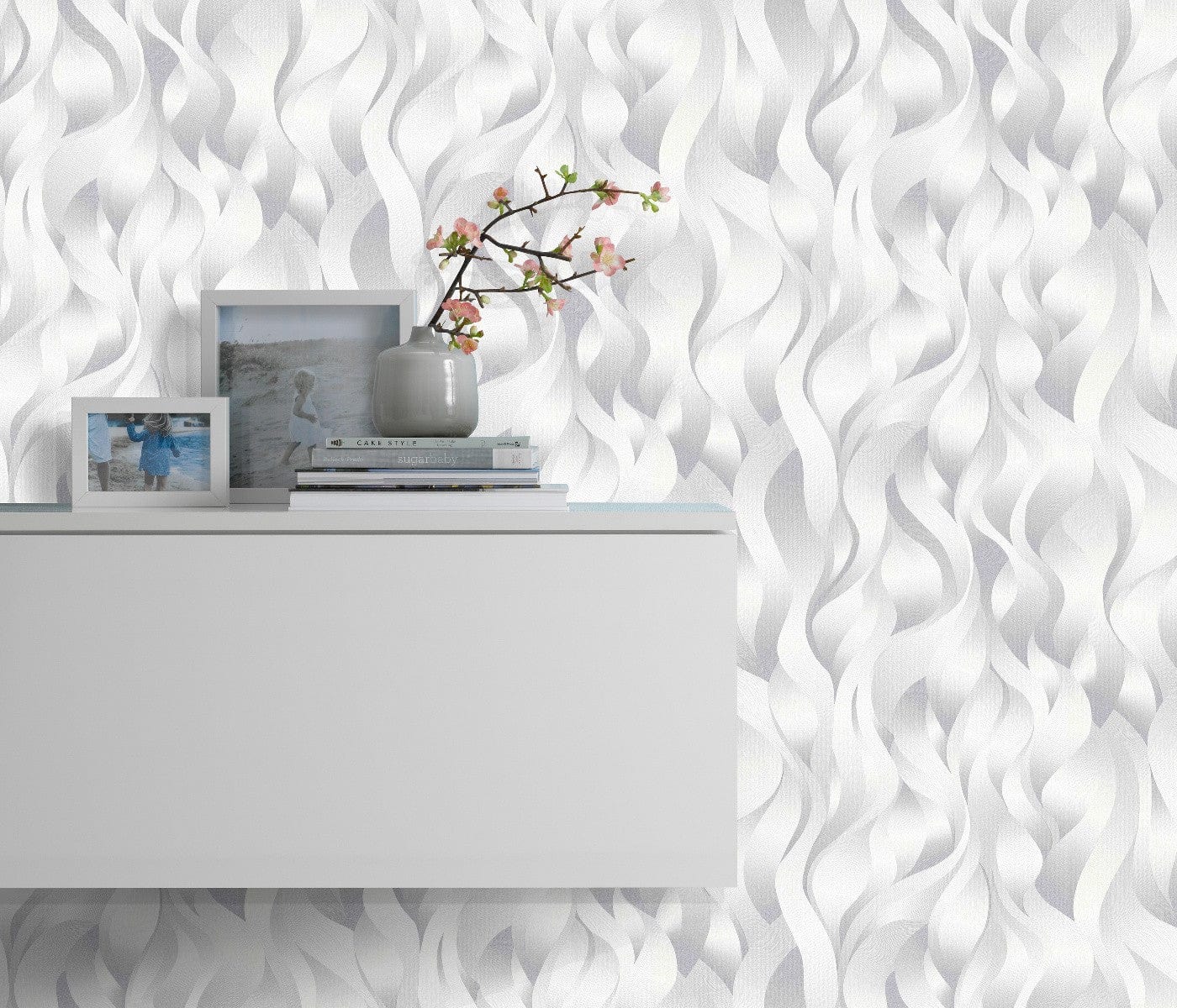 Elegantas pelēkas tapetes ar metālisku līniju rakstu un smalku mirdzumu, 3711017, gaumīgs interjers 2