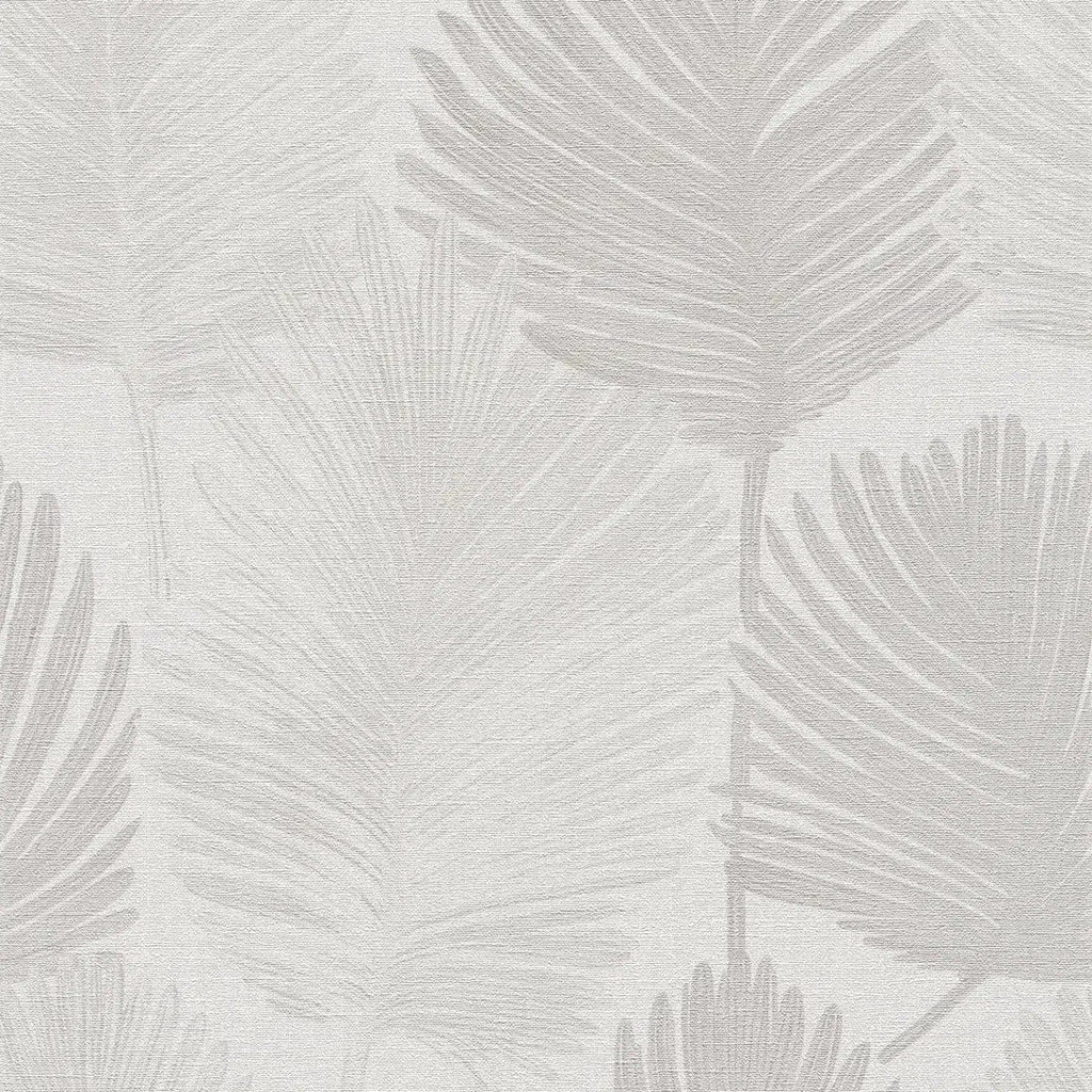 Tapetes ar lapu rakstu un maigu tekstūru gaiši pelēkā krāsā - vizualizācija interjerā