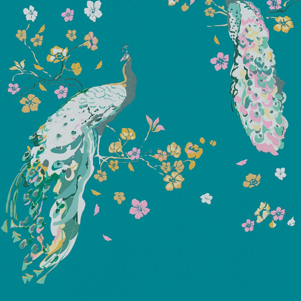 Tirkīza tapetes ar pāviem un smalku tekstūru - vizualizācija interjerā