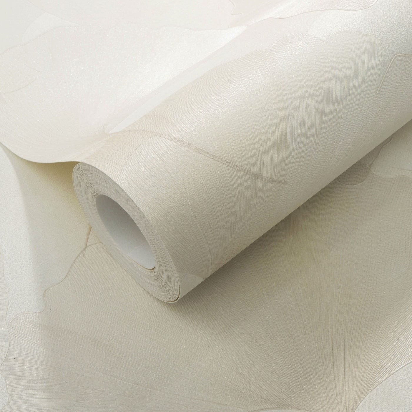 Erismann tapetes ar smalkām ginkgo lapām krēmkrāsā 3774746