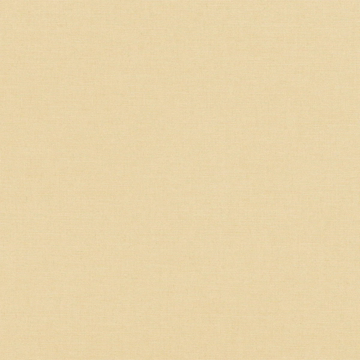 Bēšas matētas tapetes ar auduma tekstūru – mājīguma sajūta sienu dizainā  