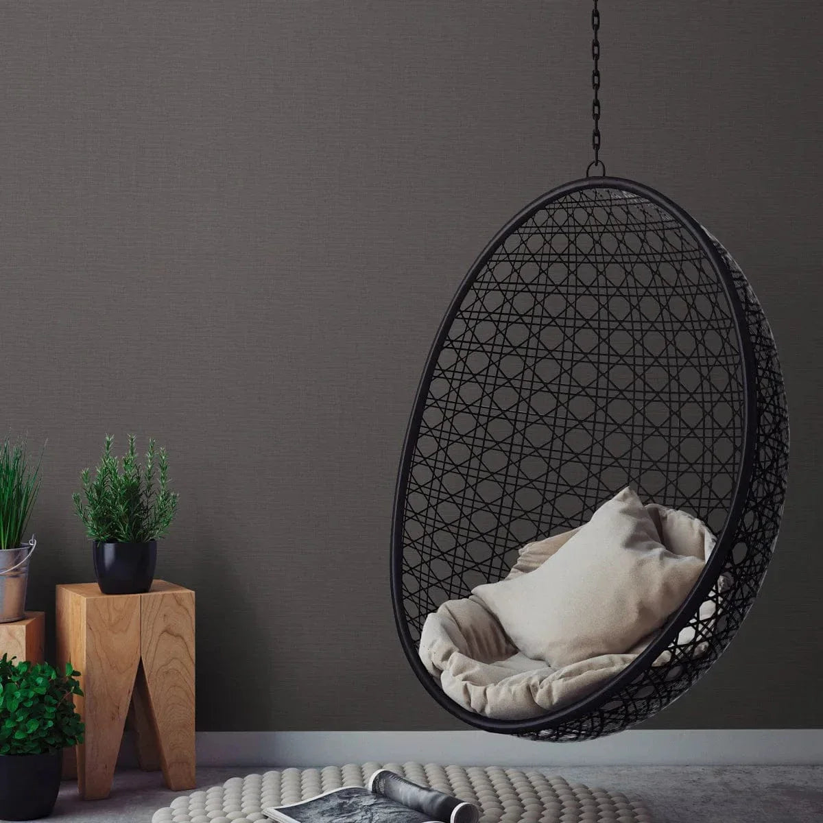 Tumši brūnas tapetes ar auduma efektu – klasiskam un izsmalcinātam interjeram  