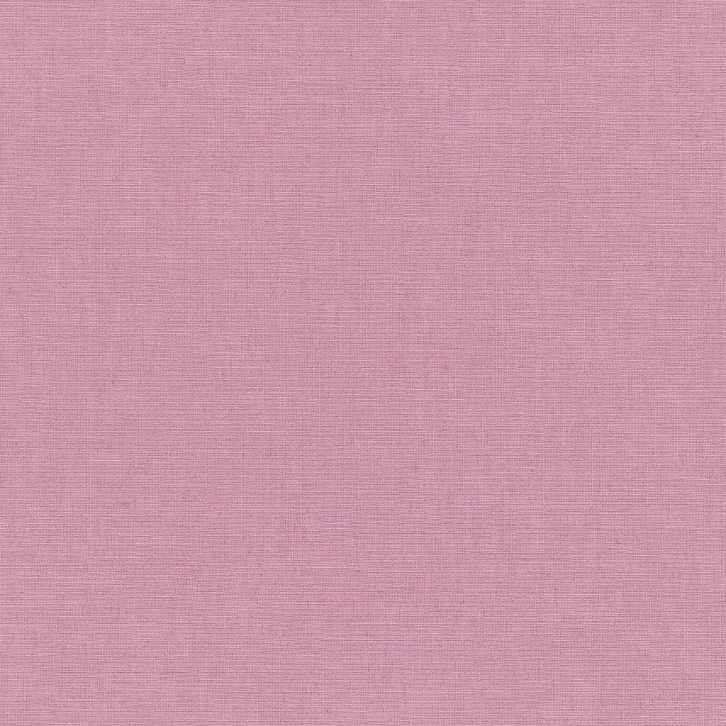 Violetas auduma tapetes ar matētu efektu – drosmīga izvēle sienu dekoram  