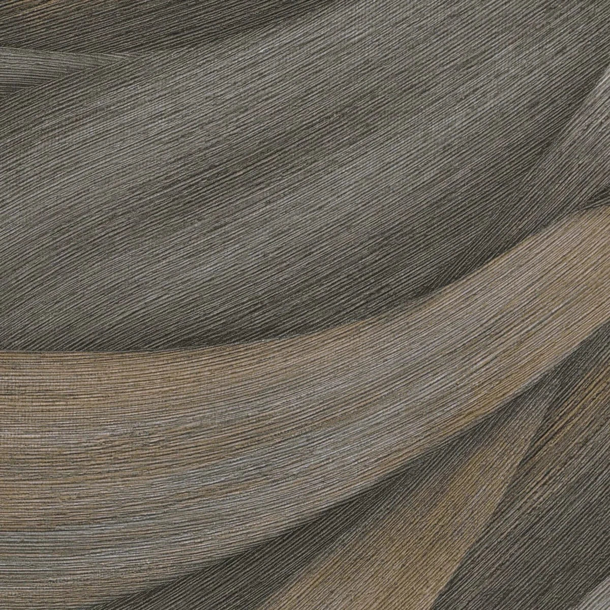 Brūnas viļņveida tapetes – silts un mājīgs interjera piemērs  