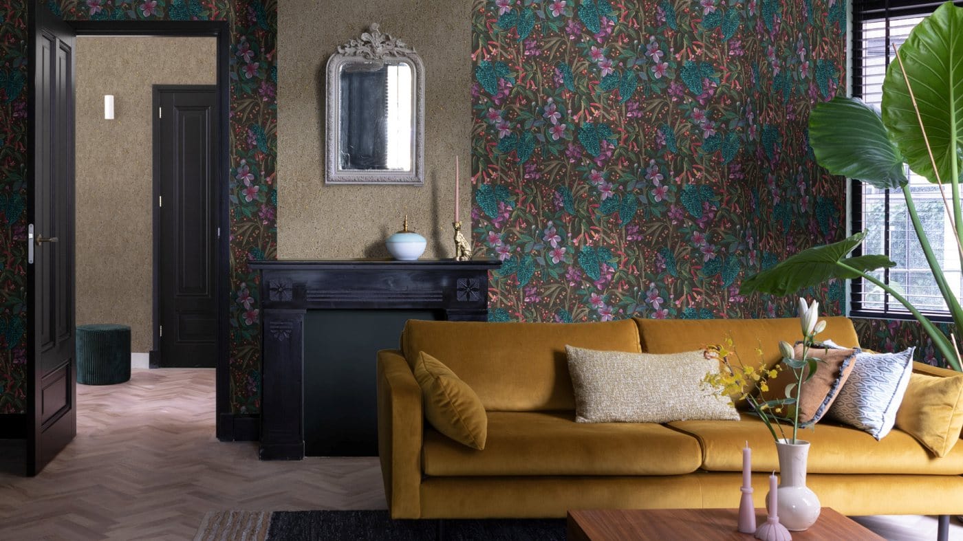 Tapetes ar ziedu un lapu rakstu, tirkīza, zaļā un melnā krāsā, RASCH, 538236, Curiosity