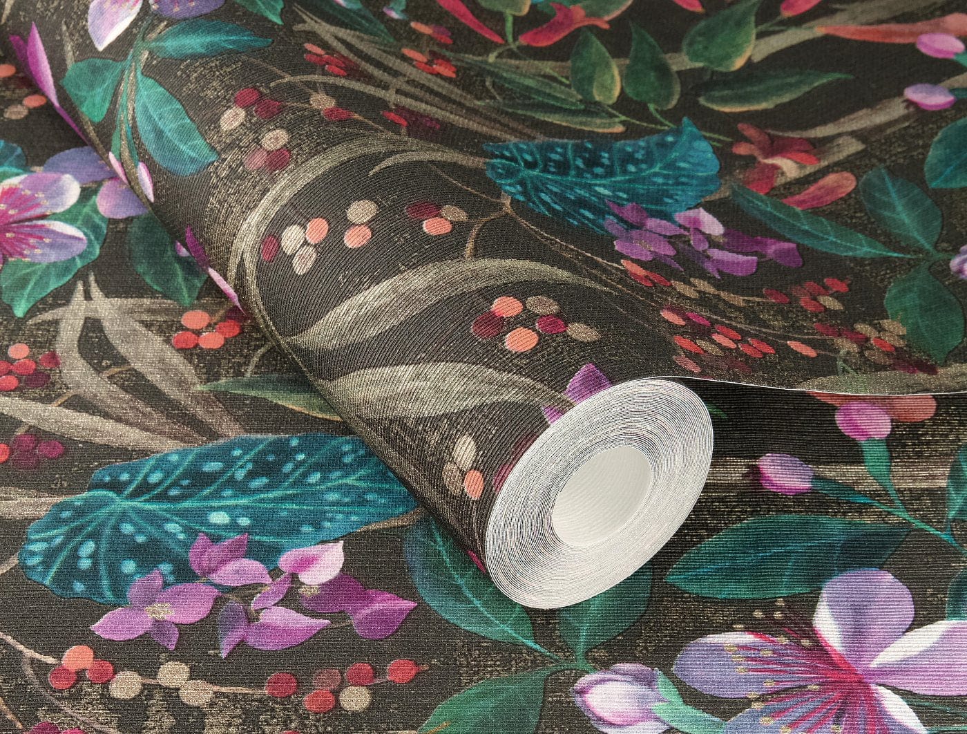 Tapetes ar ziedu un lapu rakstu, tirkīza, zaļā un melnā krāsā, RASCH, 538236, Curiosity