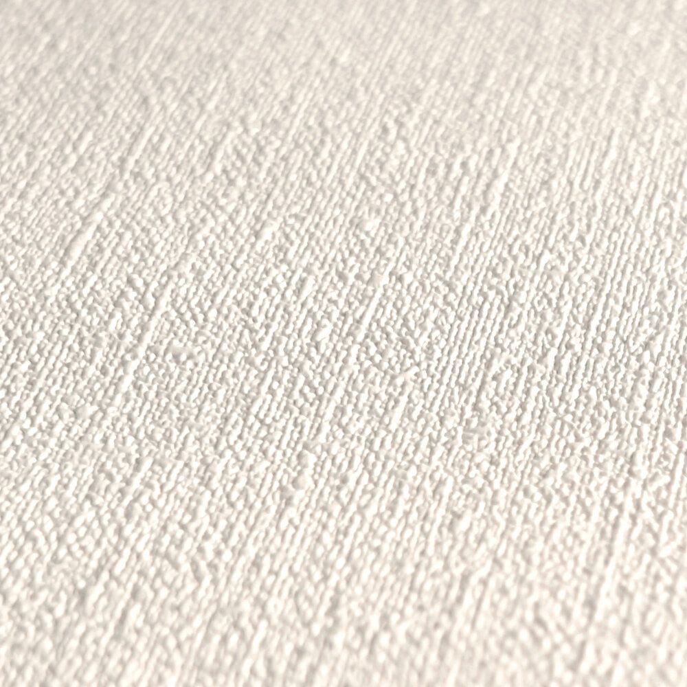 Balti/pelēkas tapetes ar strukturētu virsmu, matēts pārklājums- guļamistabas interjerā