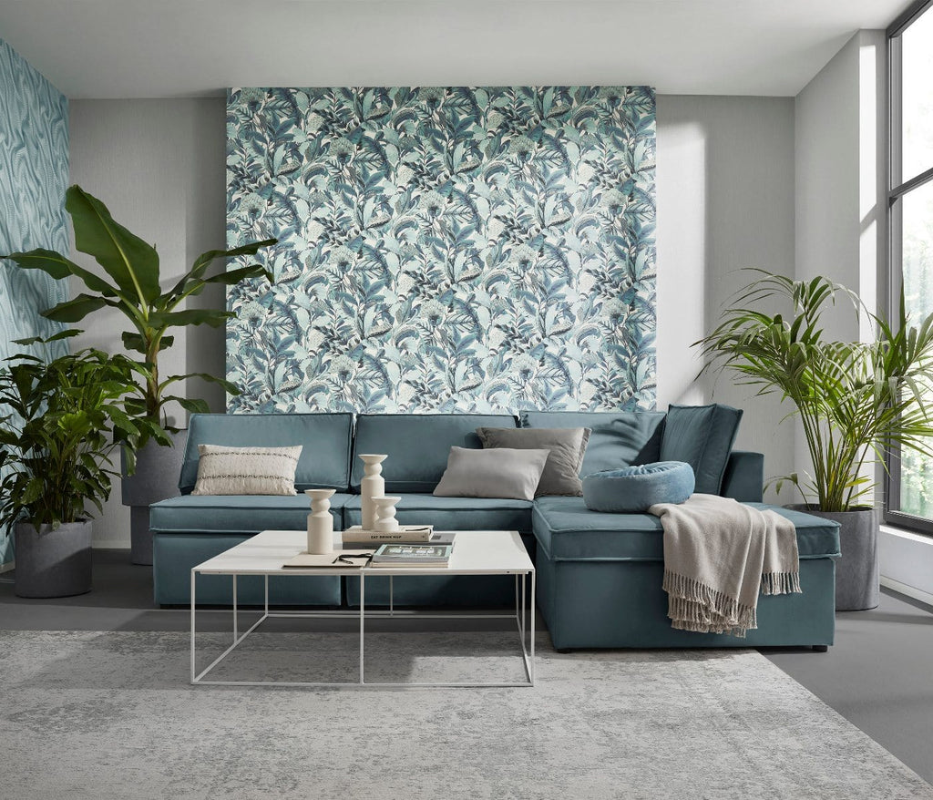 Tirkīza botāniskās tapetes ar izteiksmīgu eksotisku lapu dizainu, 3710472, piemērs 5