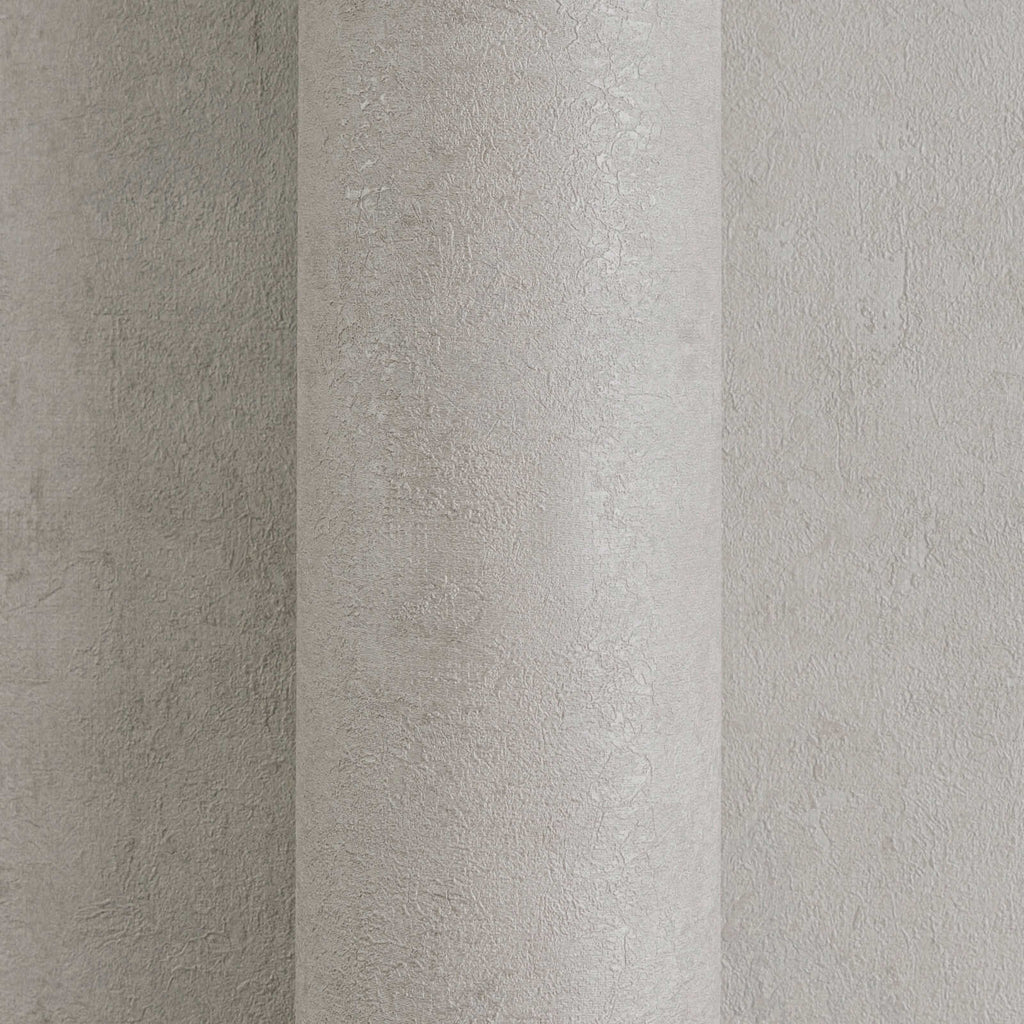 Vintage pelēkas tapetes ar elegantu satīna spīdumu - vizualizācija interjerā