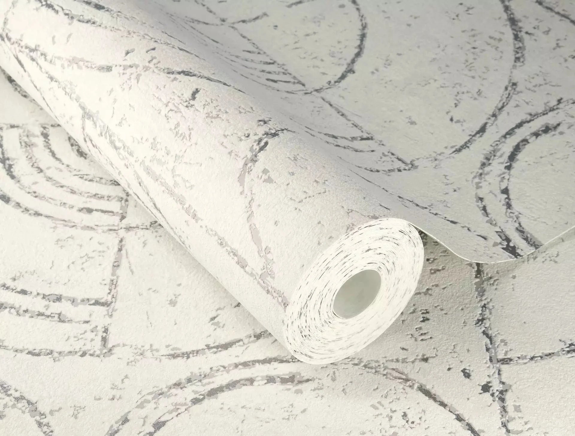 Flizelīna tapetes RASCH gaiši pelēkā krāsā ar grafisku dizainu, 653618, Welcome home