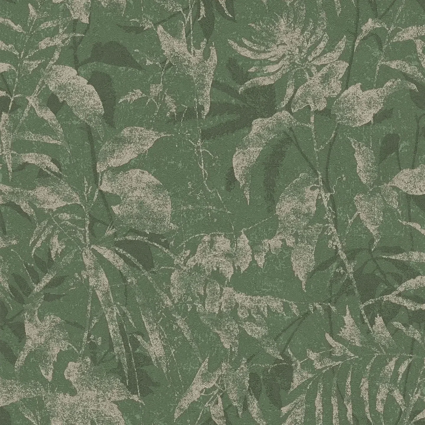 Tropu stila tumši zaļas tapetes ar eksotisku lapu motīvu - kombinācija ar mebelēm