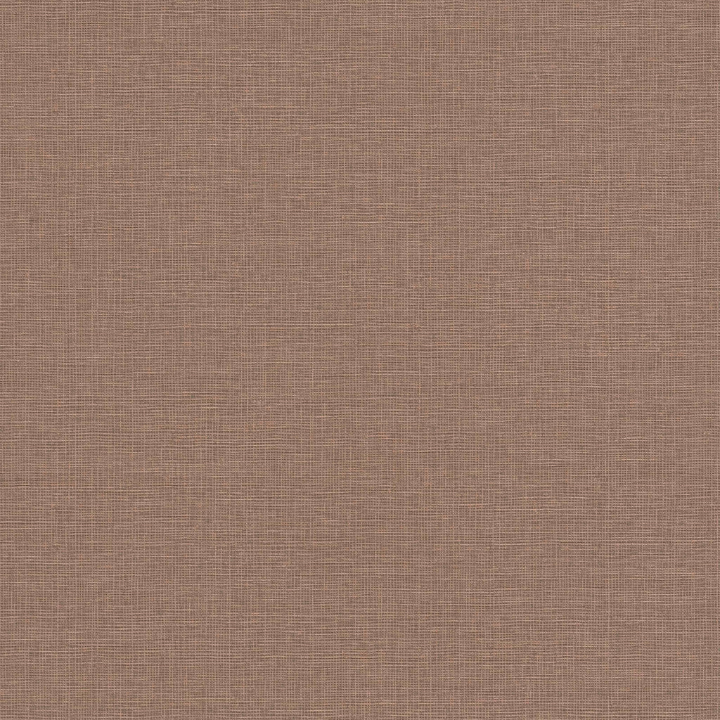 Brūnas flizelīna tapetes ar izteiktu lina rakstu - guļamistabas interjerā