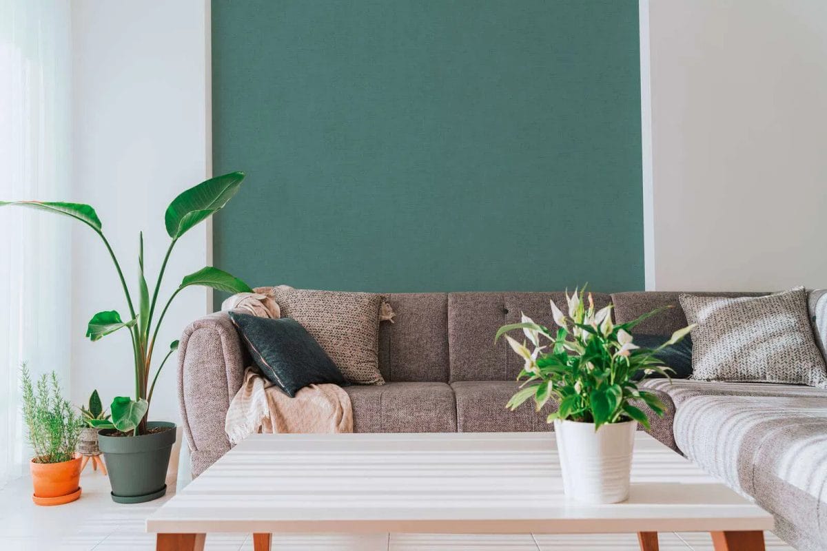 Zaļas vienkrāsainas tapetes ar tekstūru un elegantu spīdumu | 3012155