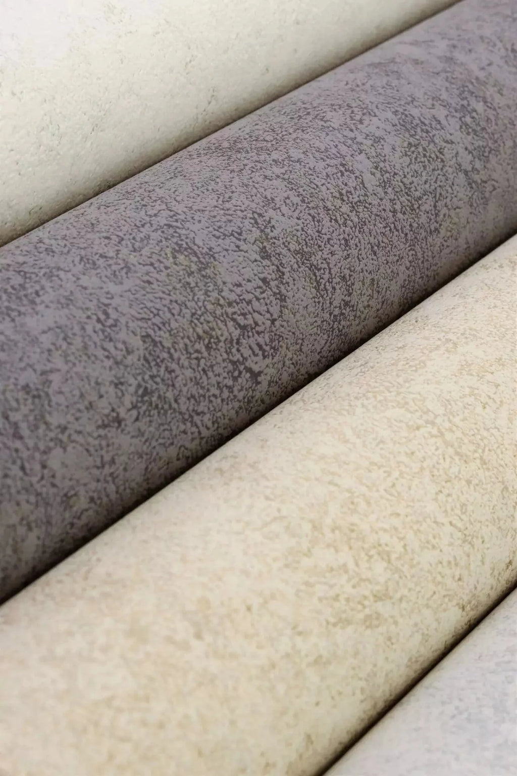 Vienkrāsainas tapetes tumši pelēkā krāsā ar smalko tekstūru, 649307, Welcome home