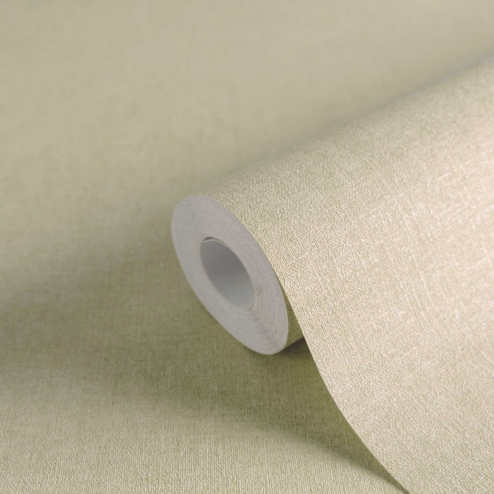 Tapetes bēšos toņos ar auduma tekstūru — minimālistisks stils - vizualizācija interjerā