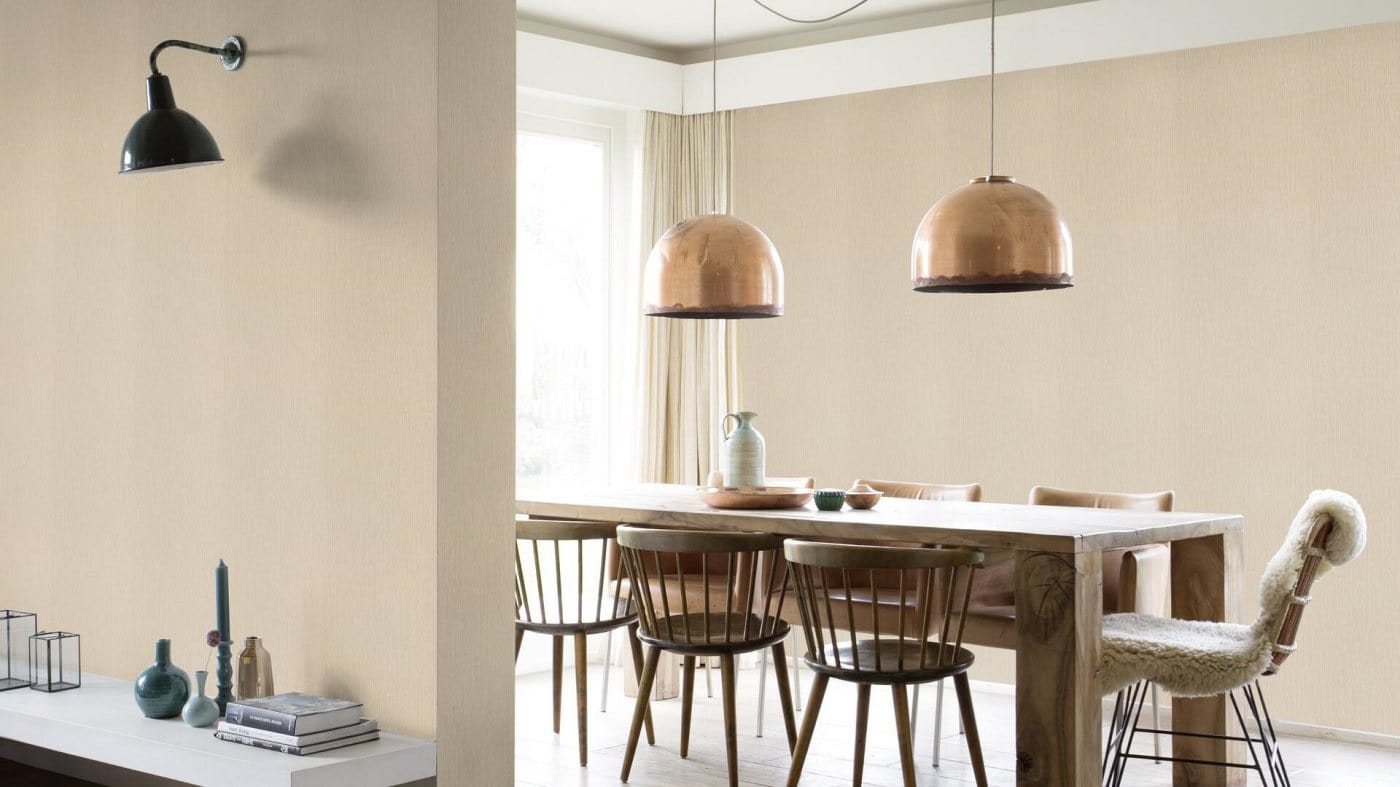 Vienkrāsainas tapetes ar vertikāli strukturētu tekstūru, bēšā krāsā, RASCH, 537635, Curiosity