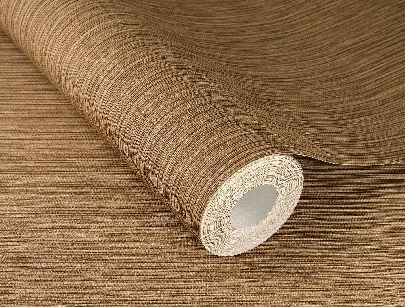 Vienkrāsainas tapetes ar vertikāli strukturētu tekstūru, brūnā krāsā, RASCH, 537734, Curiosity