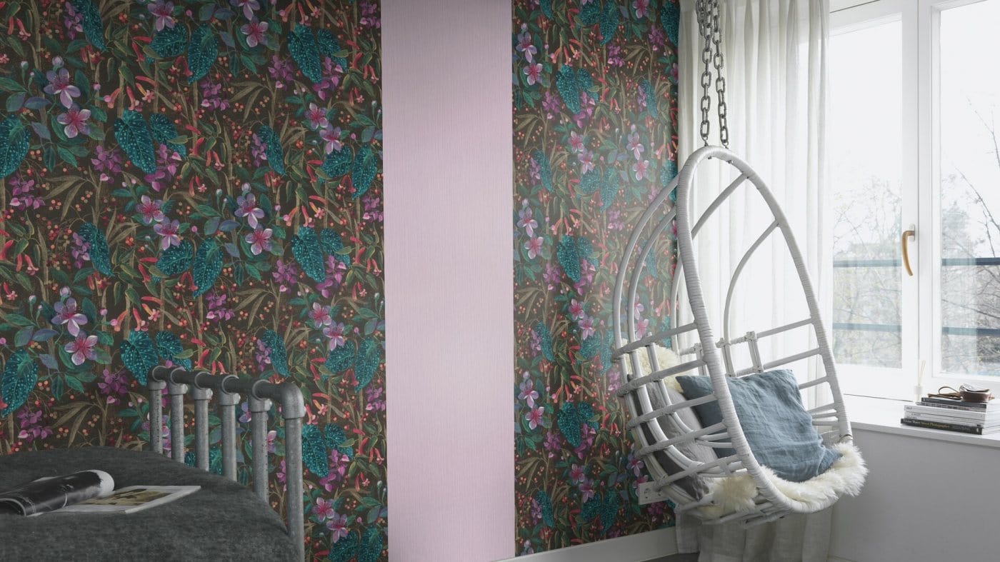 Vienkrāsainas tapetes ar vertikāli strukturētu tekstūru, violetā krāsā, RASCH, 537642, Curiosity