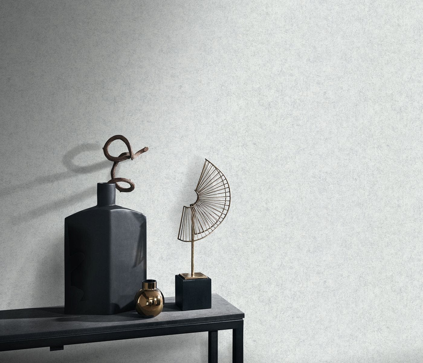 Elegantas gaiši sudraba tapetes ar mirdzumu, piemērotas plašām un gaišām telpām, 3752643, skats interjerā 2