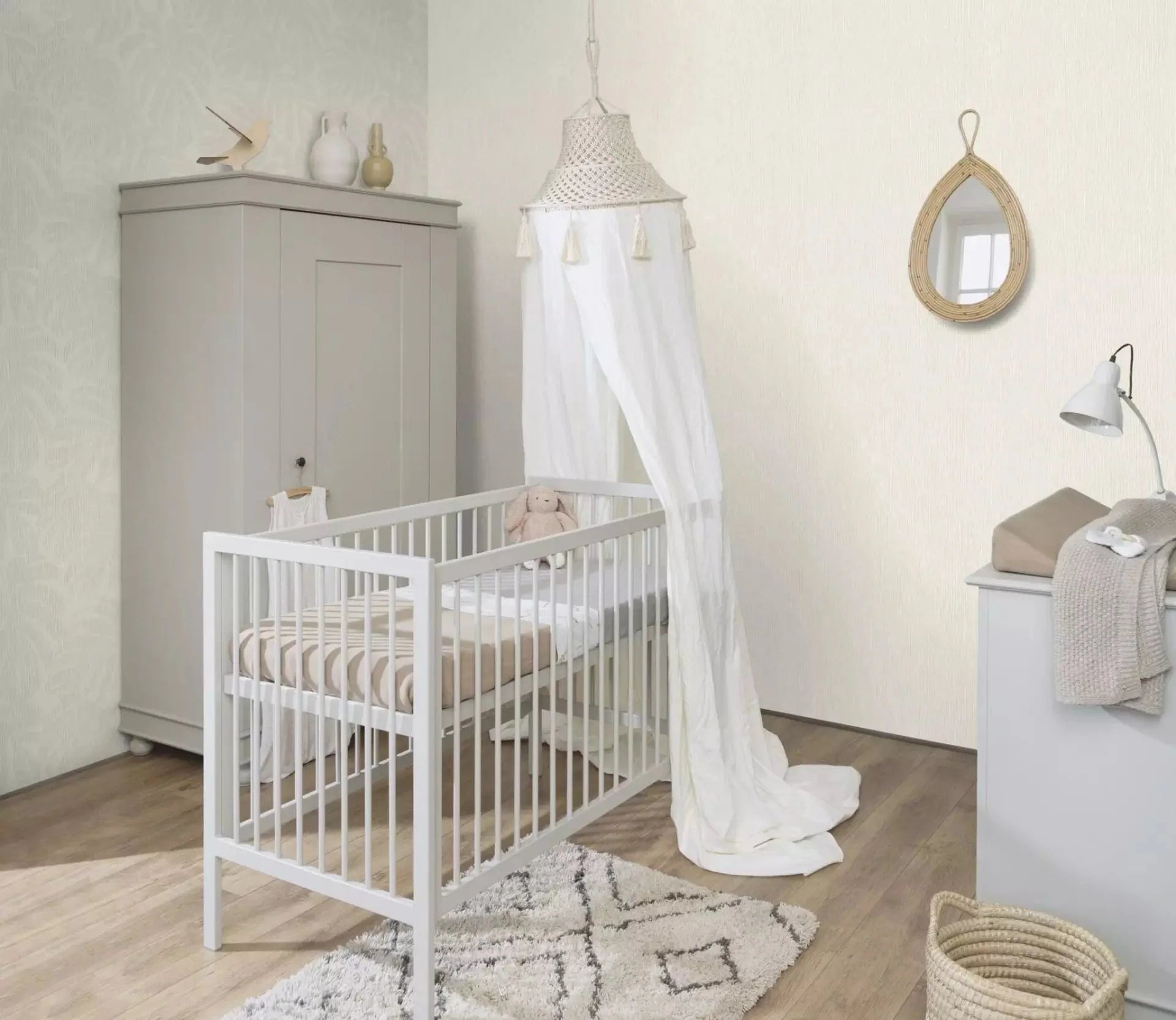 Baltas tapetes RASCH ar svītrainu tekstūru, 653045, Welcome home